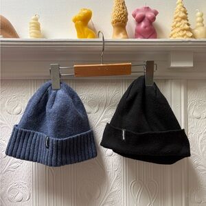 Patagonia beanies bundle men or women